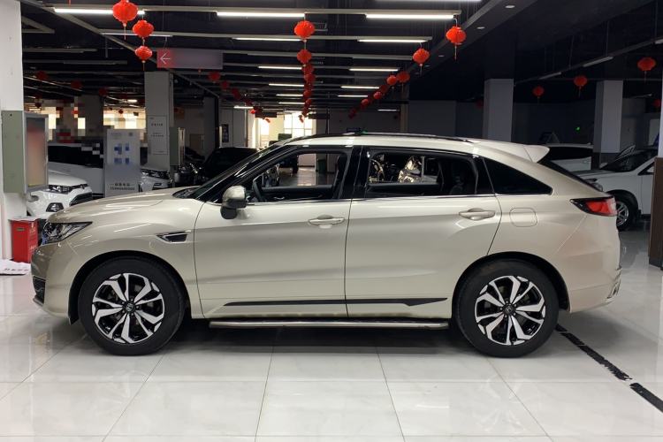 Used Honda UR-V 2017 240TURBO Two-Wheel Drive Classic Edition China V Exterior 5