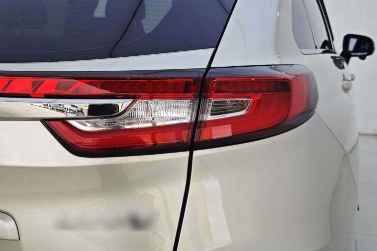 Used Honda UR-V 2017 240TURBO Two-Wheel Drive Luxury Edition China V Exterior 6