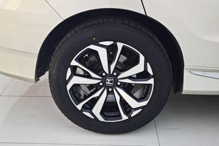Used Honda UR-V 2017 240TURBO Two-Wheel Drive Luxury Edition China V Exterior 9