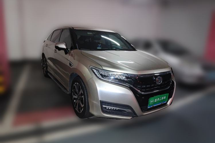 Used Honda UR-V 2017 240TURBO Two-Wheel Drive Luxury Edition China V Front Right 45 Deg