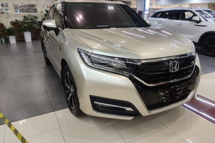 Used Honda UR-V 2017 370TURBO 2WD Prestige Edition China V Front Right 45 Deg