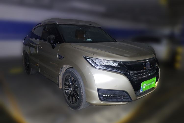 Used Honda UR-V 2017 370TURBO 2WD Prestige Edition China V Front Right 45 Deg