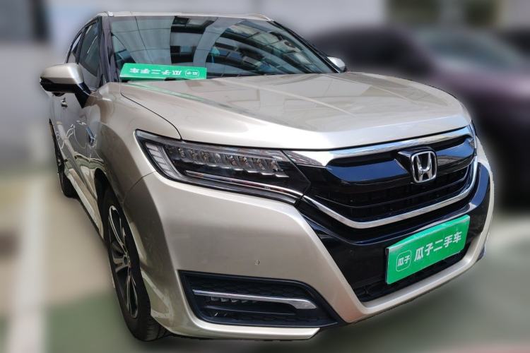 Used Honda UR-V 2017 370TURBO 2WD Prestige Edition China V Front Right 45 Deg
