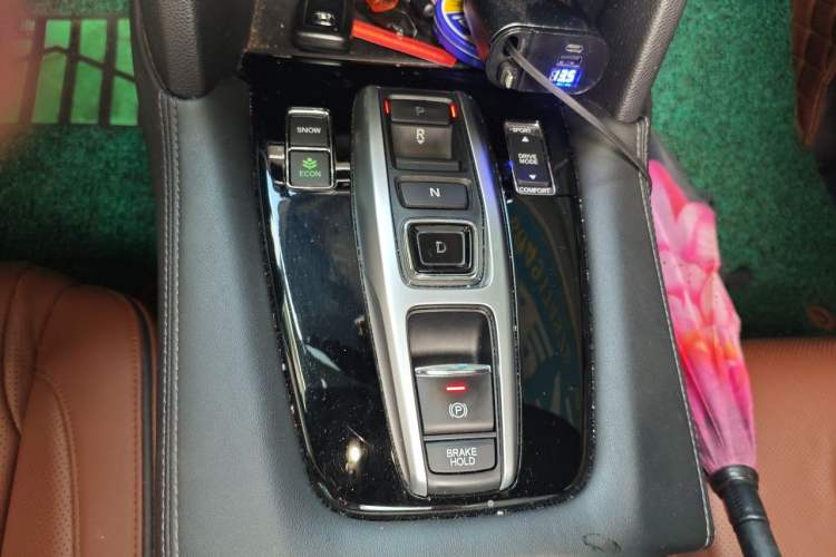 Used Honda UR-V 2017 370TURBO 2WD Prestige Edition China V Gear Lever