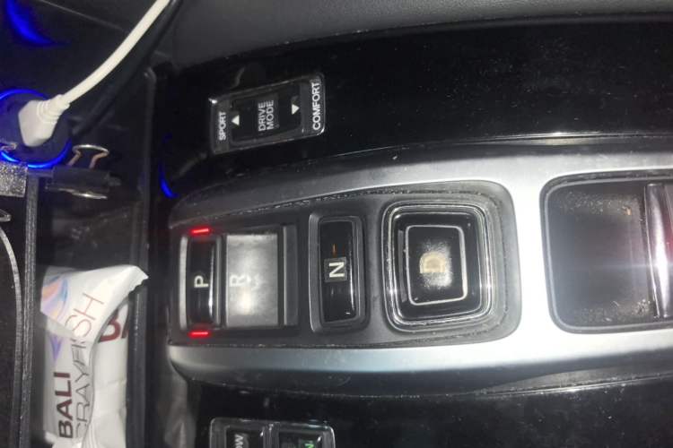 Used Honda UR-V 2017 370TURBO 2WD Prestige Edition China V Gear Lever