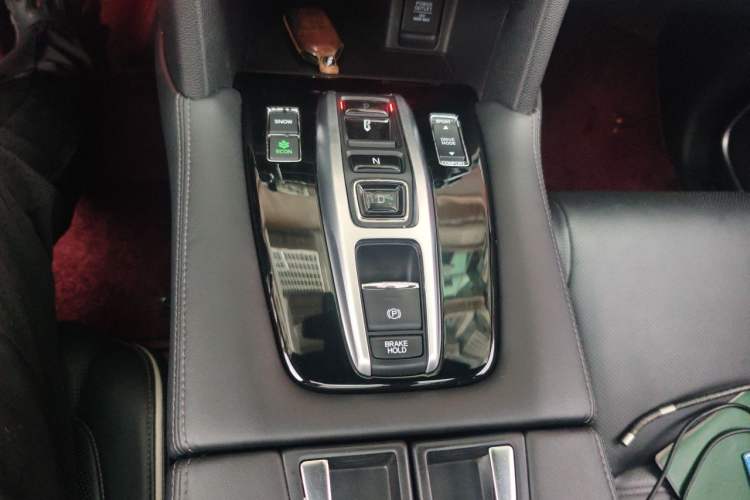 Used Honda UR-V 2017 370TURBO Four-Wheel Drive Prestige Edition China V Gear Lever