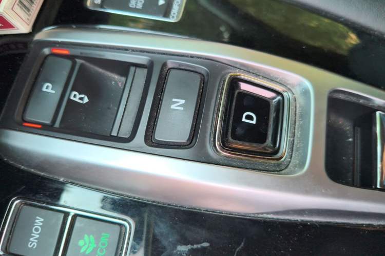 Used Honda UR-V 2017 370TURBO Four-Wheel Drive Prestige Edition China V Gear Lever
