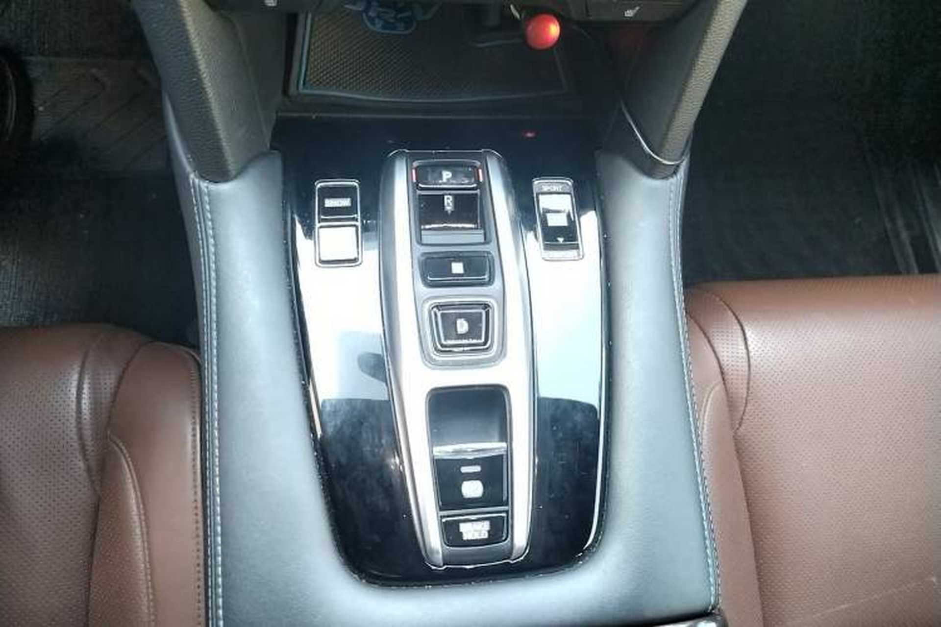 Used Honda UR-V 2017 370TURBO Four-Wheel Drive Prestige Edition China V Gear Lever