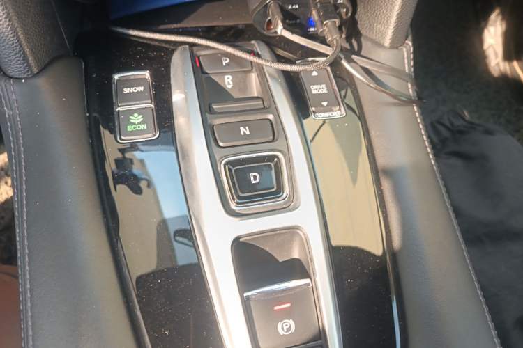 Used Honda UR-V 2017 370TURBO Four-Wheel Drive Prestige Edition China V Gear Lever