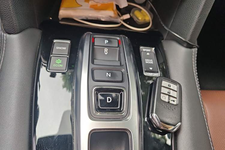 Used Honda UR-V 2017 370TURBO 2WD Prestige Edition China V Gear Lever