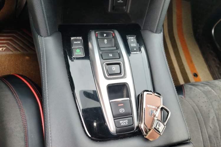 Used Honda UR-V 2017 370TURBO 2WD Prestige Edition China V Gear Lever