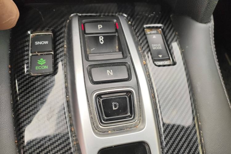Used Honda UR-V 2017 370TURBO 2WD Prestige Edition China V Gear Lever