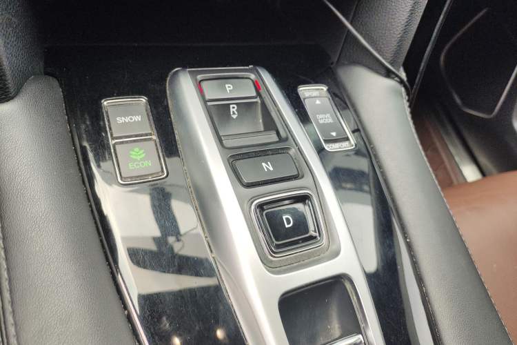 Used Honda UR-V 2017 370TURBO 2WD Prestige Edition China V Gear Lever