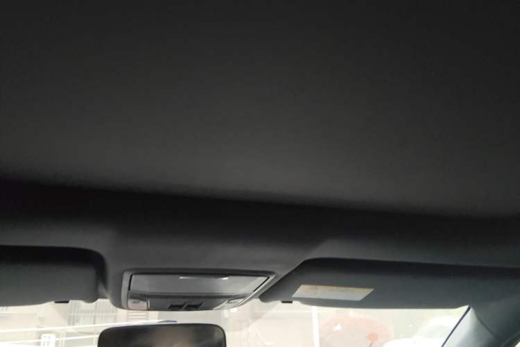 Used Honda UR-V 2017 370TURBO 2WD Prestige Edition China V Headliner