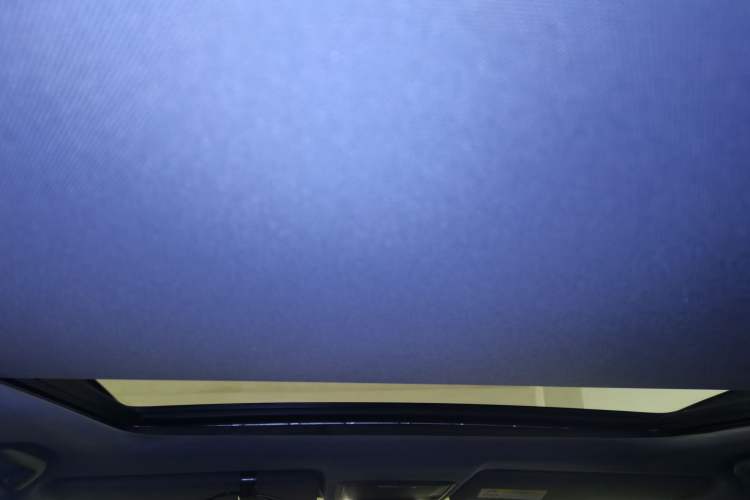 Used Honda UR-V 2017 370TURBO 2WD Prestige Edition China V Headliner