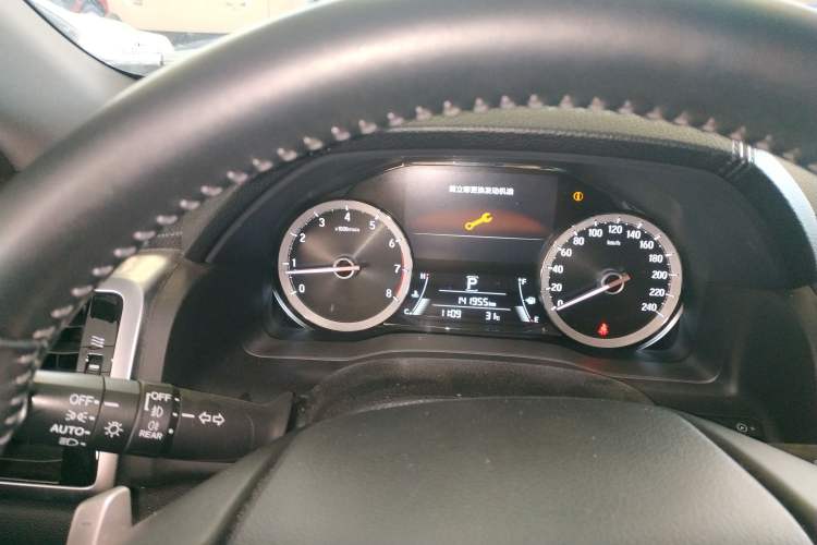 Used Honda UR-V 2017 240TURBO Two-Wheel Drive Luxury Edition China V Instrument Cluster