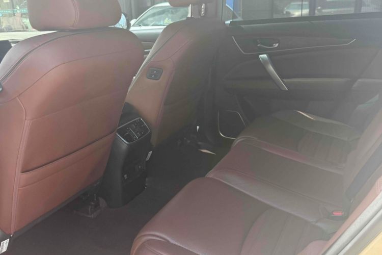 Used Honda UR-V 2017 370TURBO Four-Wheel Drive Prestige Edition China V Interior 3