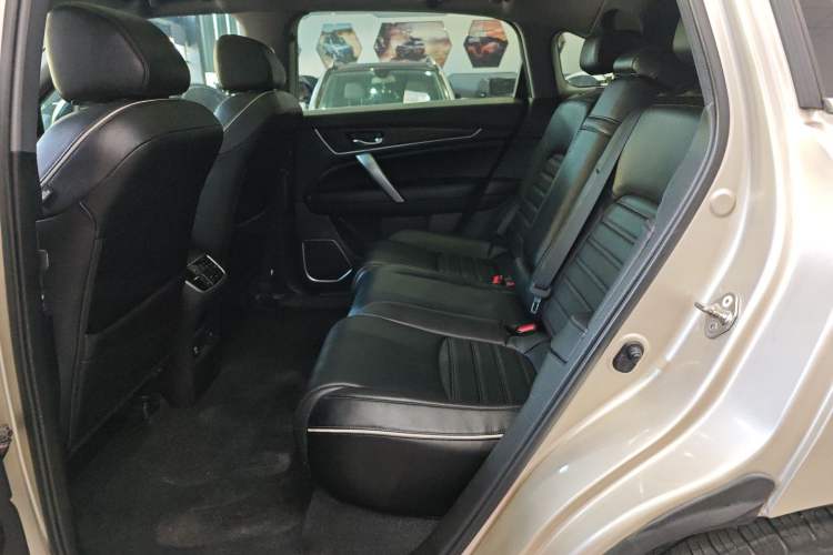 Used Honda UR-V 2017 370TURBO 2WD Prestige Edition China V Interior 3