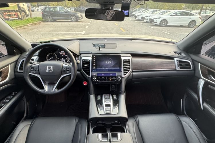 Used Honda UR-V 2017 370TURBO 2WD Prestige Edition China V Interior 4