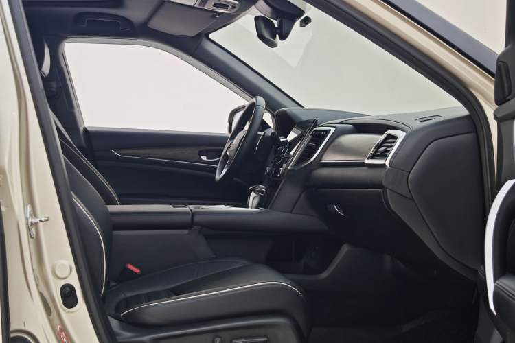 Used Honda UR-V 2017 240TURBO Two-Wheel Drive Luxury Edition China V Interior 5