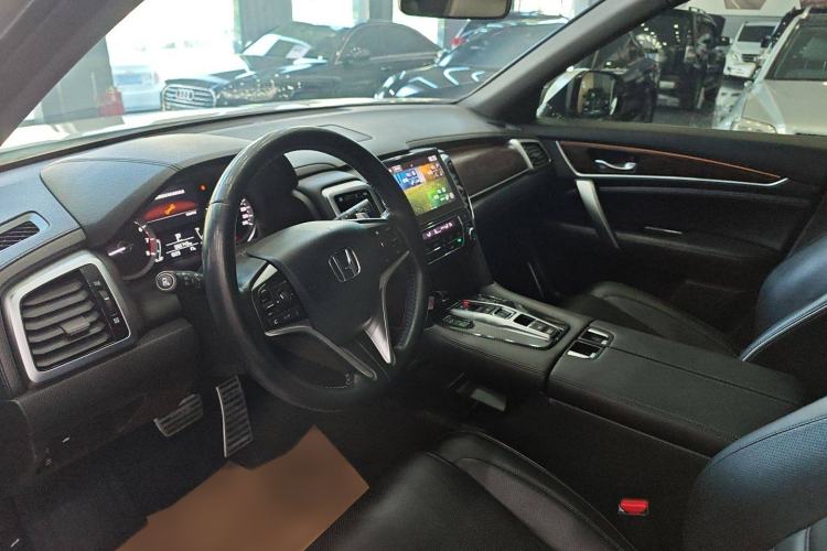 Used Honda UR-V 2017 370TURBO 2WD Prestige Edition China V Interior 5