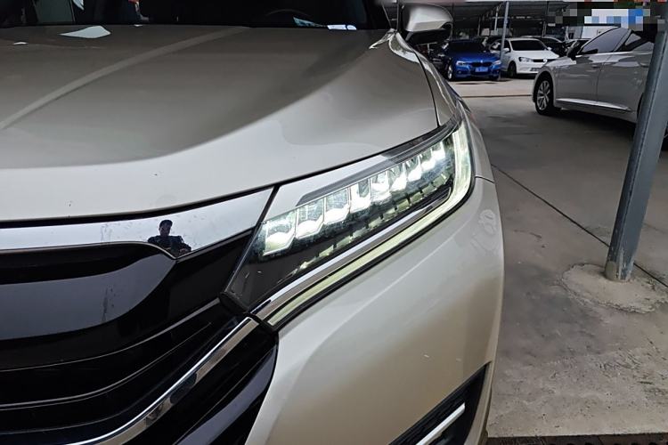 Used Honda UR-V 2017 370TURBO Four-Wheel Drive Prestige Edition China V Left Front Headlight