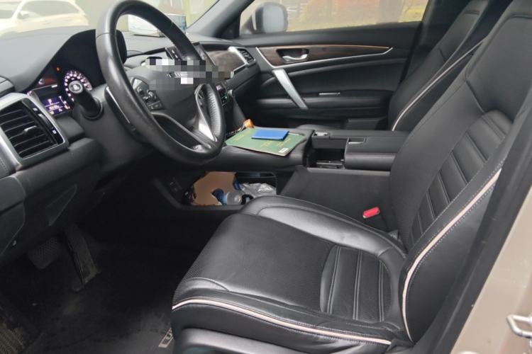 Used Honda UR-V 2017 370TURBO 2WD Prestige Edition China V Left Front Seat