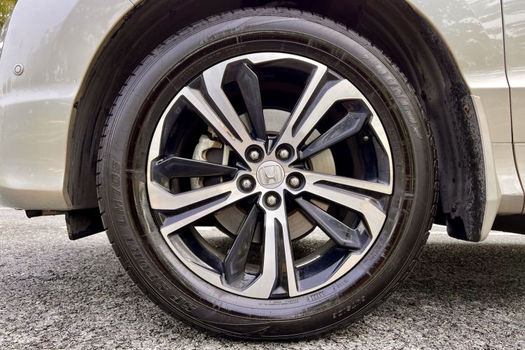 Used Honda UR-V 2017 370TURBO Four-Wheel Drive Prestige Edition China V Left Front Wheel Hub