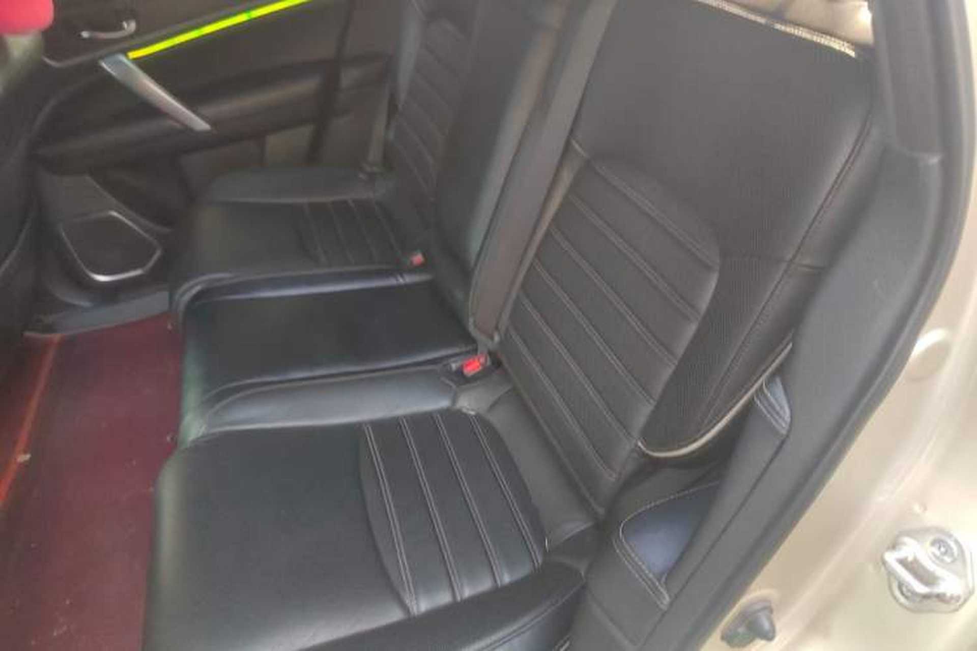 Used Honda UR-V 2017 240TURBO Two-Wheel Drive Luxury Edition China V Left Rear Seat