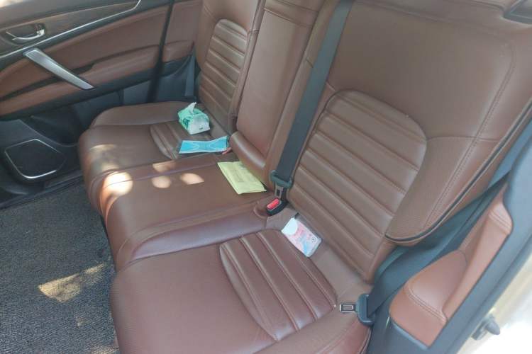 Used Honda UR-V 2017 370TURBO 2WD Prestige Edition China V Left Rear Seat