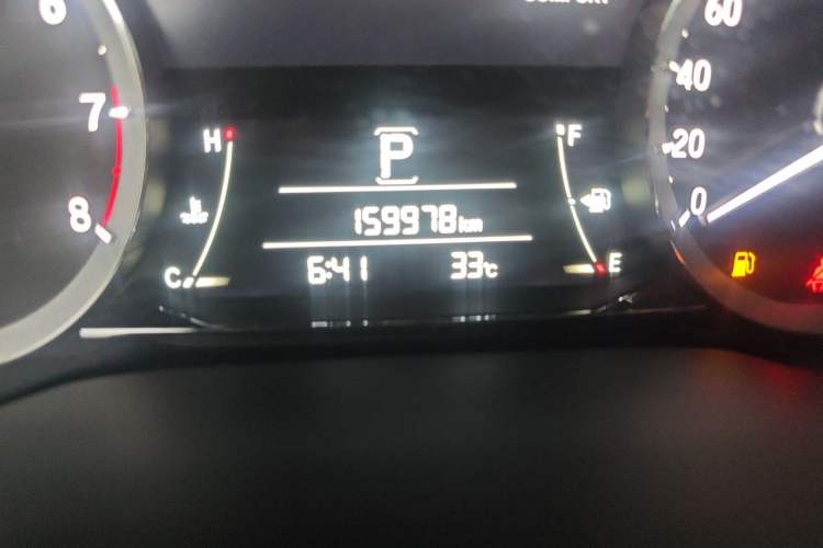 Used Honda UR-V 2017 370TURBO Four-Wheel Drive Prestige Edition China V Odometer Close Up