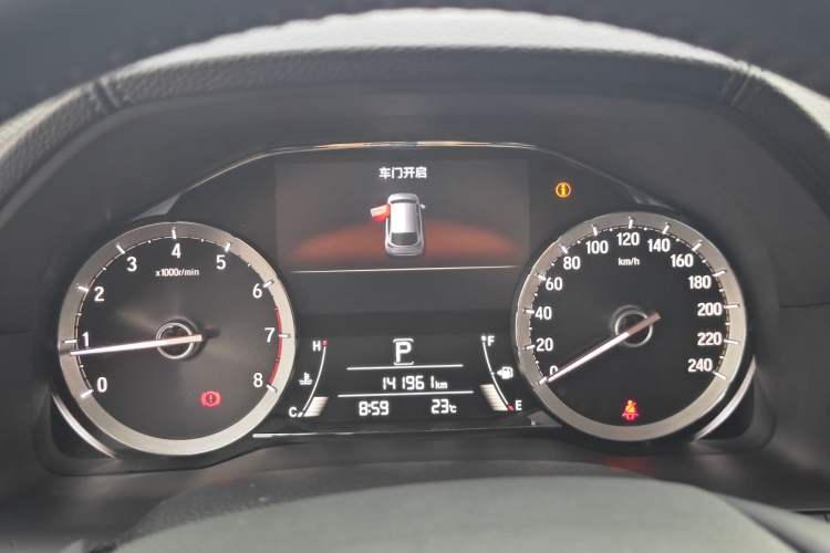 Used Honda UR-V 2017 240TURBO Two-Wheel Drive Luxury Edition China V Odometer Close Up