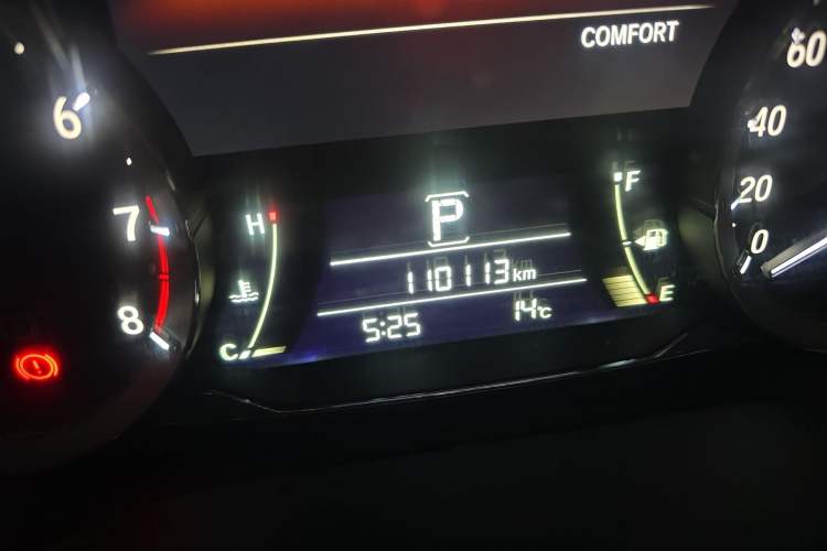Used Honda UR-V 2017 370TURBO Four-Wheel Drive Prestige Edition China V Odometer Close Up