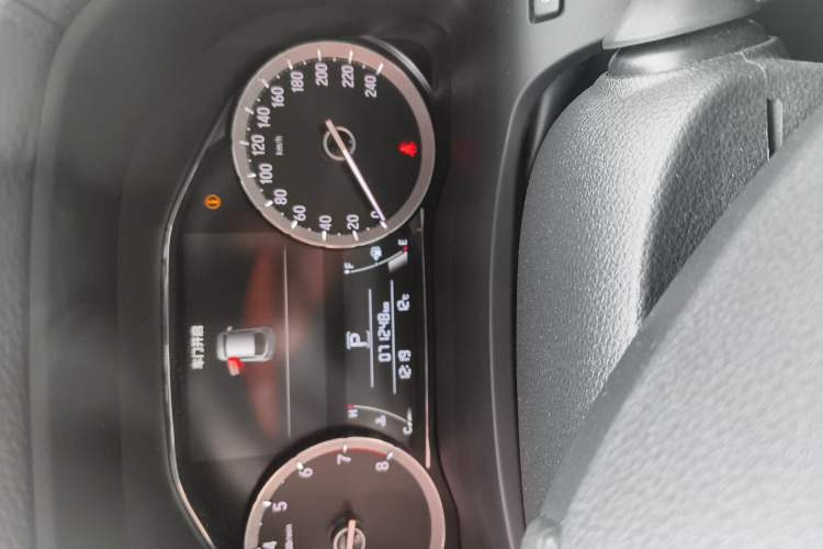 Used Honda UR-V 2017 240TURBO Two-Wheel Drive Classic Edition China VI Odometer Close Up