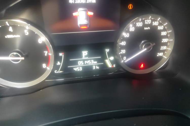Used Honda UR-V 2017 240TURBO Two-Wheel Drive Luxury Edition China V Odometer Close Up