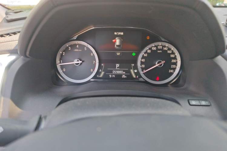 Used Honda UR-V 2017 370TURBO 2WD Prestige Edition China V Odometer Close Up