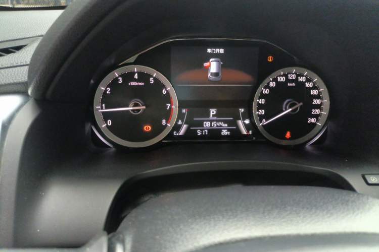 Used Honda UR-V 2017 240TURBO Two-Wheel Drive Classic Edition China V Odometer Close Up