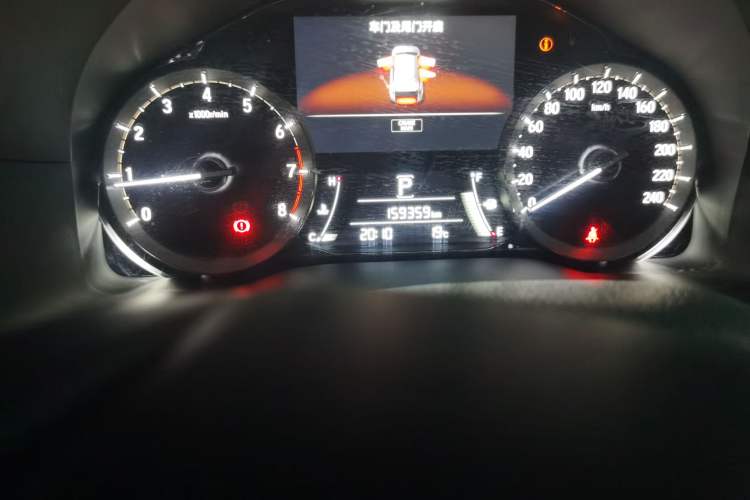 Used Honda UR-V 2017 240TURBO Two-Wheel Drive Luxury Edition China V Odometer Close Up