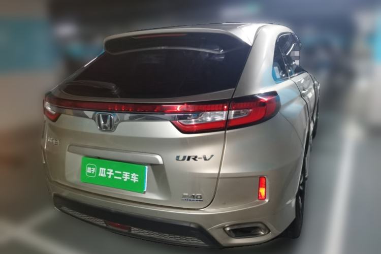 Used Honda UR-V 2017 240TURBO Two-Wheel Drive Luxury Edition China V Rear Right 45 Deg