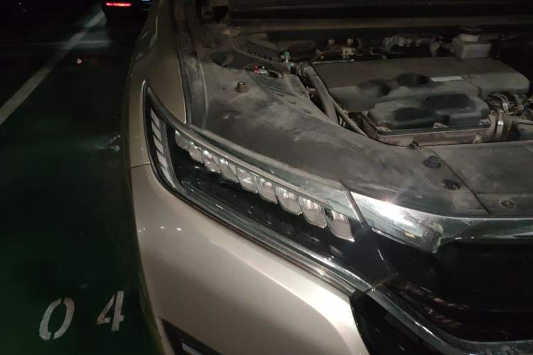Used Honda UR-V 2017 370TURBO 2WD Prestige Edition China V Right Front Headlight