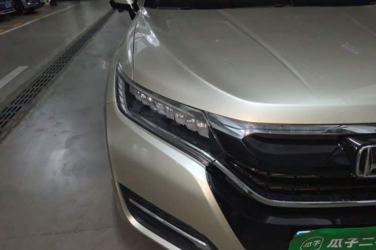 Used Honda UR-V 2017 370TURBO Four-Wheel Drive Prestige Edition China V Right Front Headlight