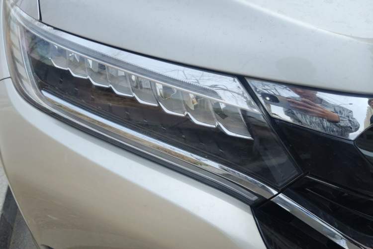 Used Honda UR-V 2017 370TURBO 2WD Prestige Edition China V Right Front Headlight