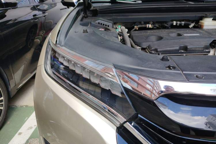 Used Honda UR-V 2017 370TURBO 2WD Prestige Edition China V Right Front Headlight