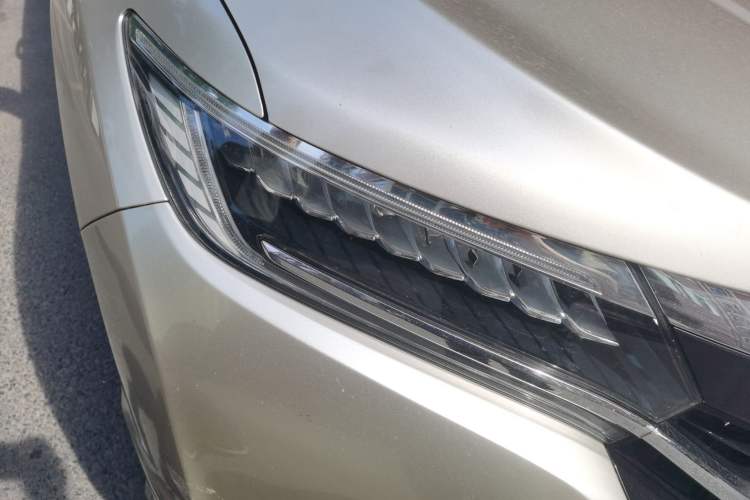 Used Honda UR-V 2017 370TURBO Four-Wheel Drive Prestige Edition China V Right Front Headlight