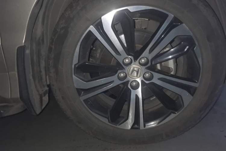 Used Honda UR-V 2017 370TURBO 2WD Prestige Edition China V Right Front Wheel Hub