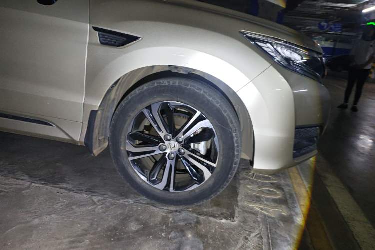 Used Honda UR-V 2017 370TURBO 2WD Prestige Edition China V Right Front Wheel Hub