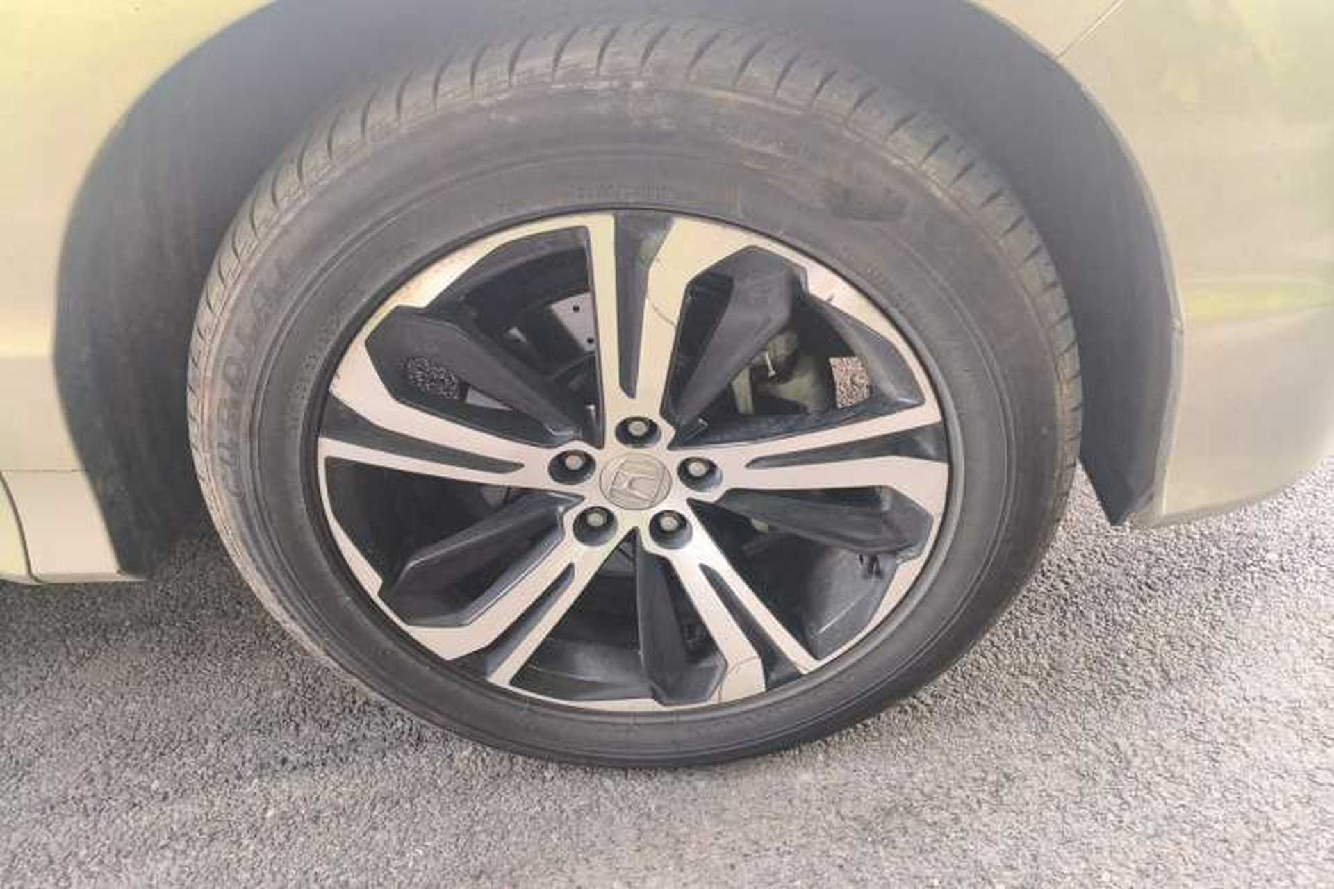 Used Honda UR-V 2017 370TURBO Four-Wheel Drive Prestige Edition China V Right Front Wheel Hub