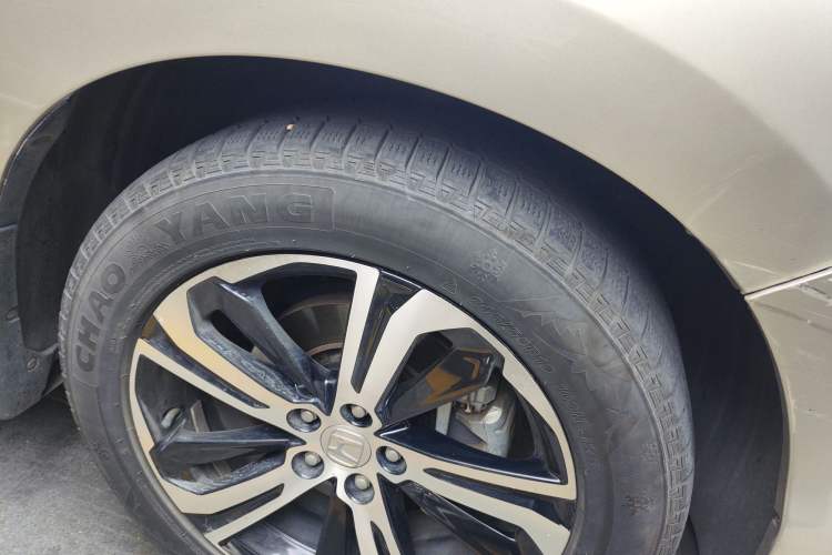 Used Honda UR-V 2017 370TURBO 2WD Prestige Edition China V Right Front Wheel Hub