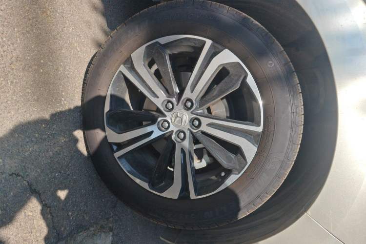 Used Honda UR-V 2017 370TURBO 2WD Prestige Edition China V Right Front Wheel Hub