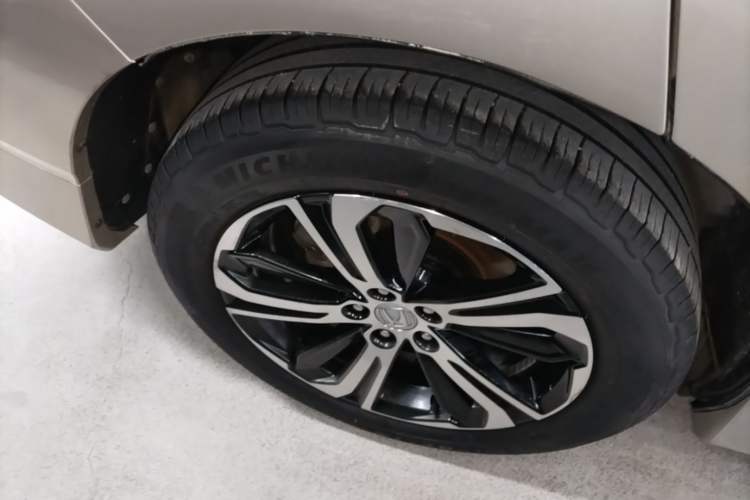 Used Honda UR-V 2017 370TURBO 2WD Prestige Edition China V Right Rear Wheel Hub